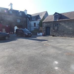 فندق The Red Lion Llangadog Exterior photo