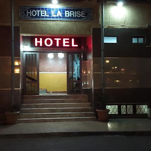 Hotel La Brise عين الترك Exterior photo