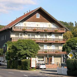 فندق Gasthaus Zur Quelle باد مارينبرغ Exterior photo