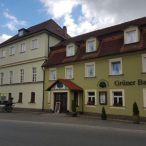 فندق Traditionsgasthof Gruener Baum باد ستافلستين Exterior photo