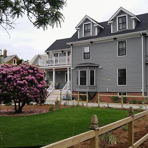 سومرفيل Davis Square Inn Exterior photo