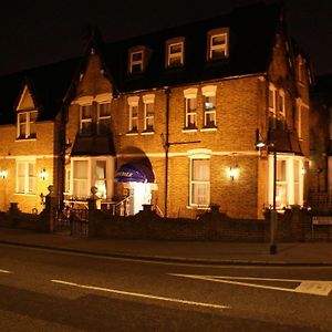 Kirkdale Hotel كرويدون Exterior photo