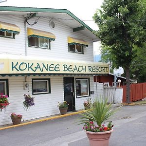 Lake Country Kokanee Beach Resort Exterior photo