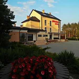 شيخانوفيتس Hotel Arkadia Exterior photo