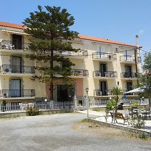 فندق Parálion Ástrosفي  Argiropouloi Exterior photo