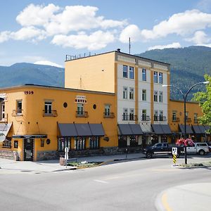 نيلسون Adventure Hotel Exterior photo