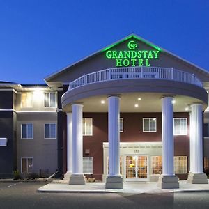 Grandstay Residential Suites Hotel - أو كلير Exterior photo