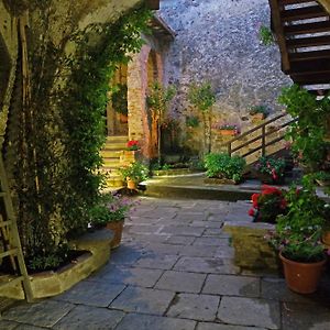 مبيت وإفطار Rocca Cilento Antico Convento - Ospitalita Diffusa Exterior photo