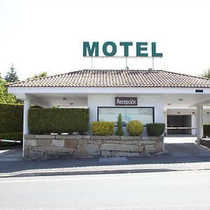 أوليروس Motel Jardin Exterior photo