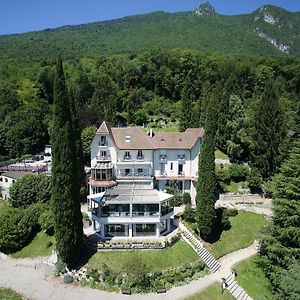 لو بورْجيه دو لاك Hotel Ombremont Jean-Pierre Jacob Exterior photo