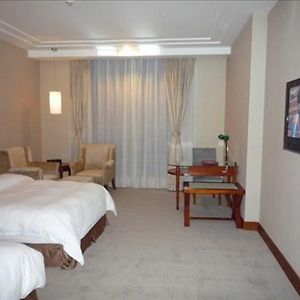 جيانغمن Palm Tress Business Hotel Room photo