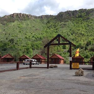 فندق Lava Hot Springs East Koa Holiday Exterior photo