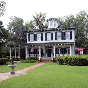 مونتيسيلو 1872 Denham Inn Exterior photo