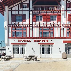 هاسبارن Hotel Berria Exterior photo