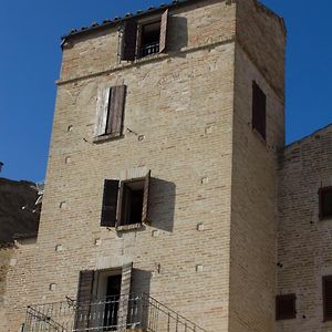 شقة Carassai  في La Torre Di Kelly - Kelly'S Tower Exterior photo