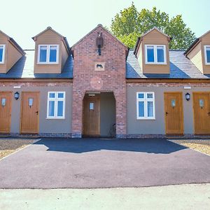 مبيت وإفطار Shepshed The Barn Courtyard Exterior photo