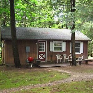 Stowe Cabins In The Woods واتربوري Exterior photo