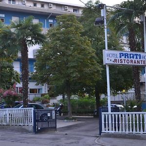 Hotel Prati كاستروكارو تيرمي Exterior photo