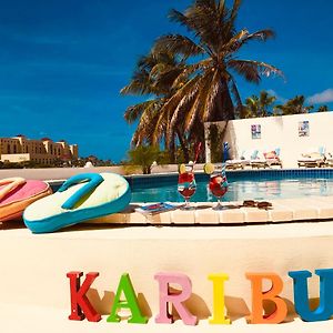 شاطئ بالم Karibu Aruba Boutique Hotel Exterior photo