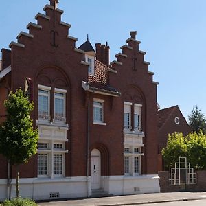 Logis - Belle Hotel, Lille-Ouest بايول Exterior photo