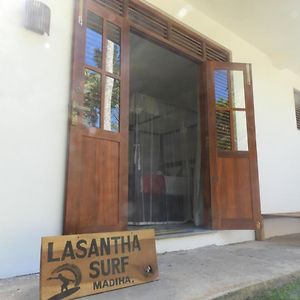 ماتارا Lasantha Surf, Madiha Exterior photo