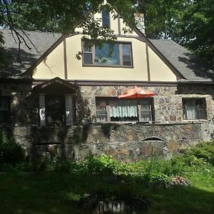 جبل بوكنو Maurrocks - A Pocono Mountains B&B Exterior photo