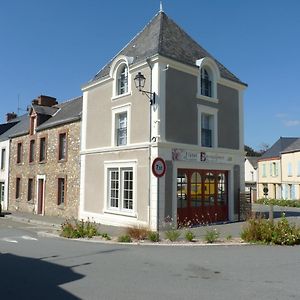 فندق Beausejour Sainte-Suzanne  Exterior photo