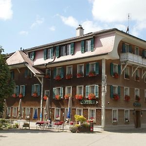 Guggisberg Hotel Restaurant Sternen Exterior photo