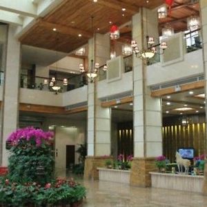 Su Wu Hotel Qiliping Resort إيمايشان Interior photo