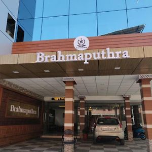 غوروفايور Hotel Brahmaputhra Exterior photo