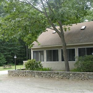 بورتسموث Wren'S Nest Village Inn Exterior photo