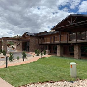 سبرينجديل Zion Canyon Lodge Exterior photo