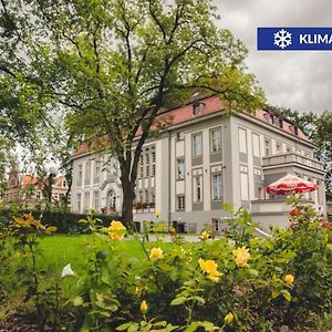 Hotel Willa Starosty Międzyrzecz Exterior photo