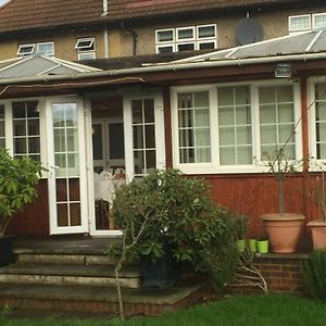 Colnbrook Lodge Guest House سلوف Exterior photo