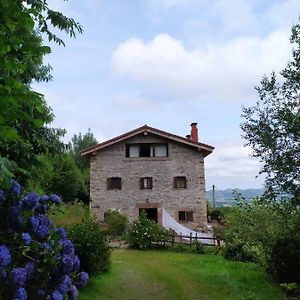 منزل الضيف زوغاراموردي  في Casa Rural Haitzetxea Exterior photo