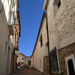 أوريويلا ديل تريميدال Hostal Restaurante San Millan Exterior photo