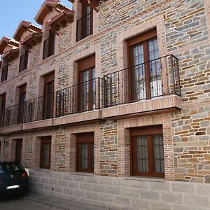 منزل الضيف غواداليكس دي لا سييرا  في Casa Rural La Fragua Exterior photo