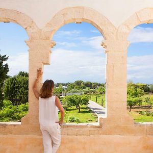 مبيت وإفطار كوتروفيانو Critabianca - Masseria In Salento Exterior photo