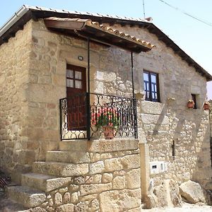 فيلا Casa Do Balcao Castelo Novo Exterior photo