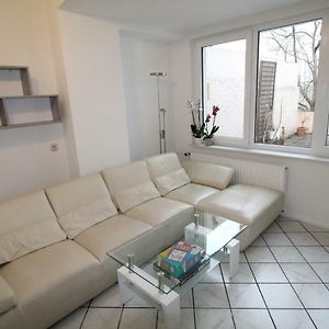 Rheinblick 3-Zimmer Apartment ماينتس Exterior photo