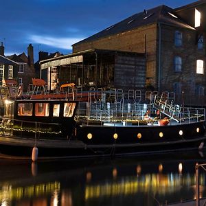 Dutch Barge, Fisherman'S Wharf, ساندويتش Exterior photo