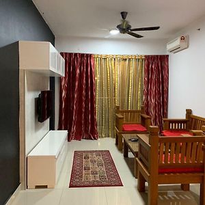 Msi Cozy Homestay سيري كيمبانغان Exterior photo