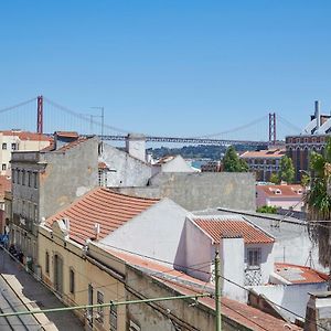 شقة Lisboa  في The Economic Exterior photo