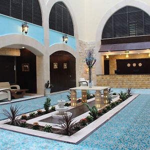 عمان Saray Hotel Exterior photo