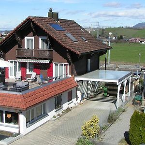 فندق Pension Chalet Charme Siebnen Exterior photo