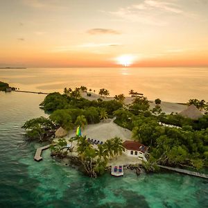 فندق Royal Belize Thatch Caye Exterior photo