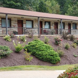 Clairton Jefferson Hills Motel Exterior photo