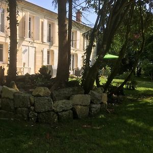 Saint-Vivien-de-Blaye Chambre La Garenne Exterior photo