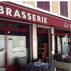 فندق Le Relais Fontenay-Trésigny Exterior photo