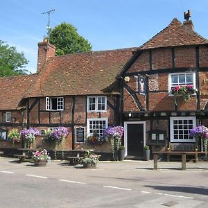 فارنهام The Plume Of Feathers Exterior photo